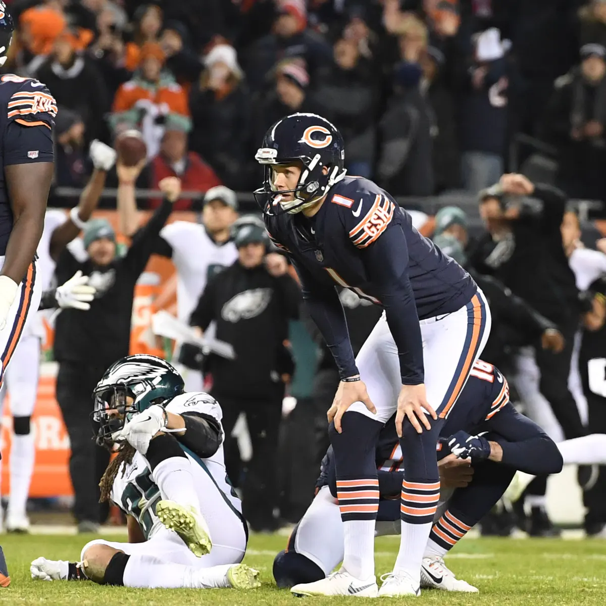 Foles' TD pass, Parkey's late miss propel Eagles to 16-15 upset